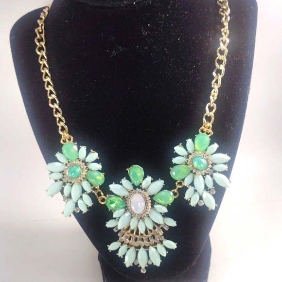 Gold Link Necklace with Mint Marquise Stones — Chunky Statement Jewelry, Bridal - Picture 4 of 8